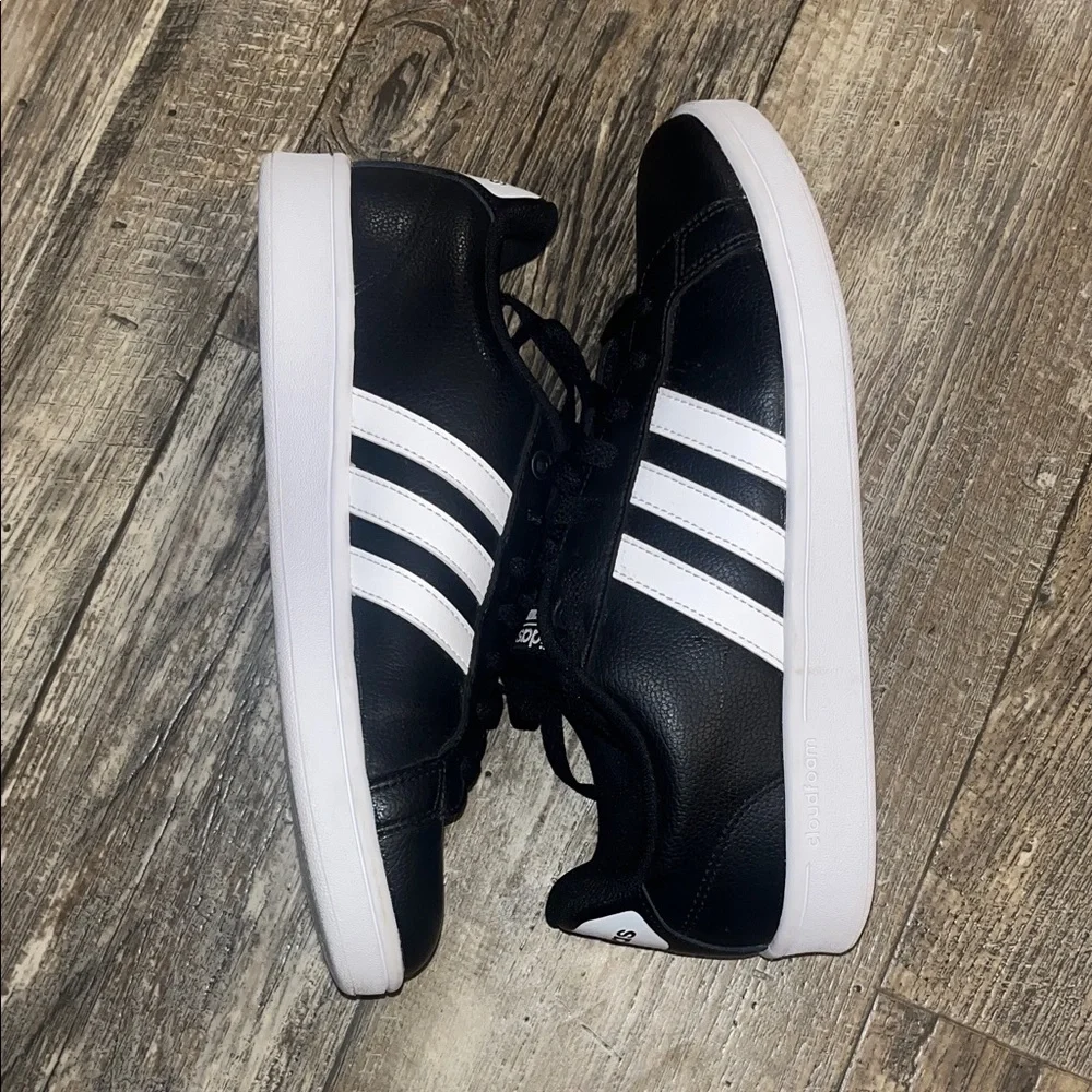 Adidas Women's Black Sneakers with White Stripes - Picture 4 of 4